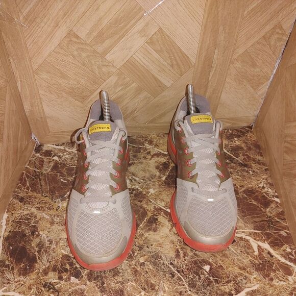 Nike women's Lunarglide livestrong gray running shoes size 6.5. A74 - Picture 8 of 11